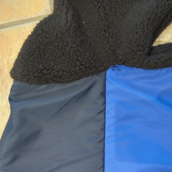 Roots kids jacket, size 13-14, black blue red - Picture 7 of 9